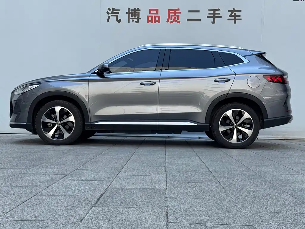 BYD PLUS New Energy — миниатюра 7