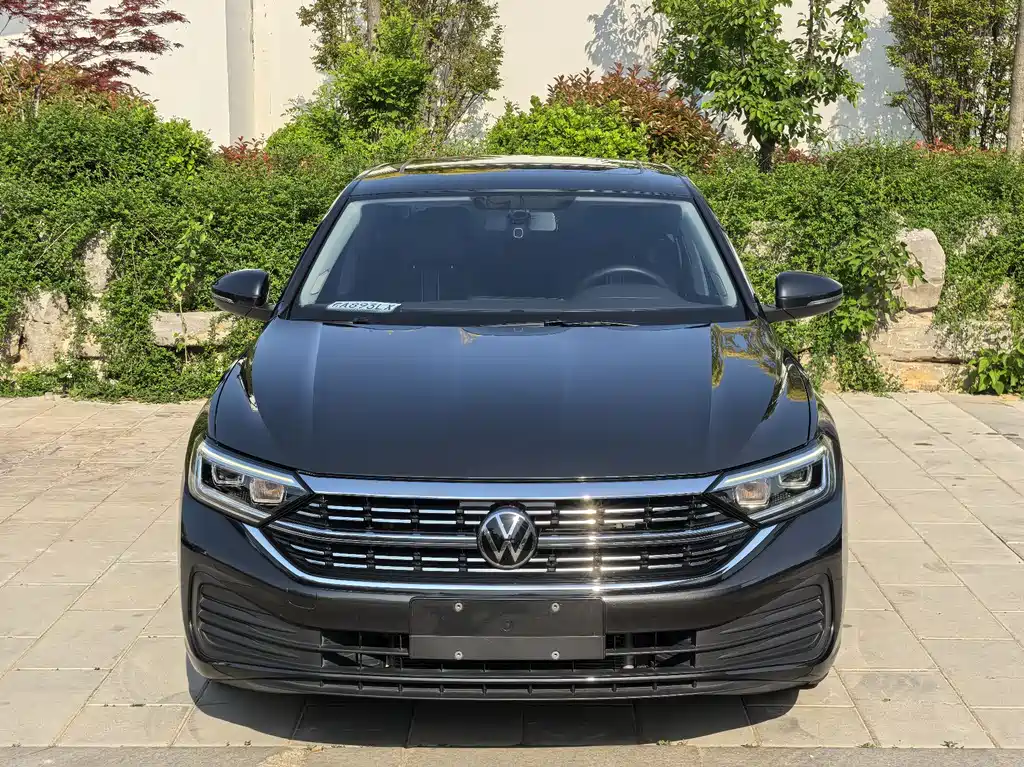 Volkswagen Sagitar 2024 300TSI DSG