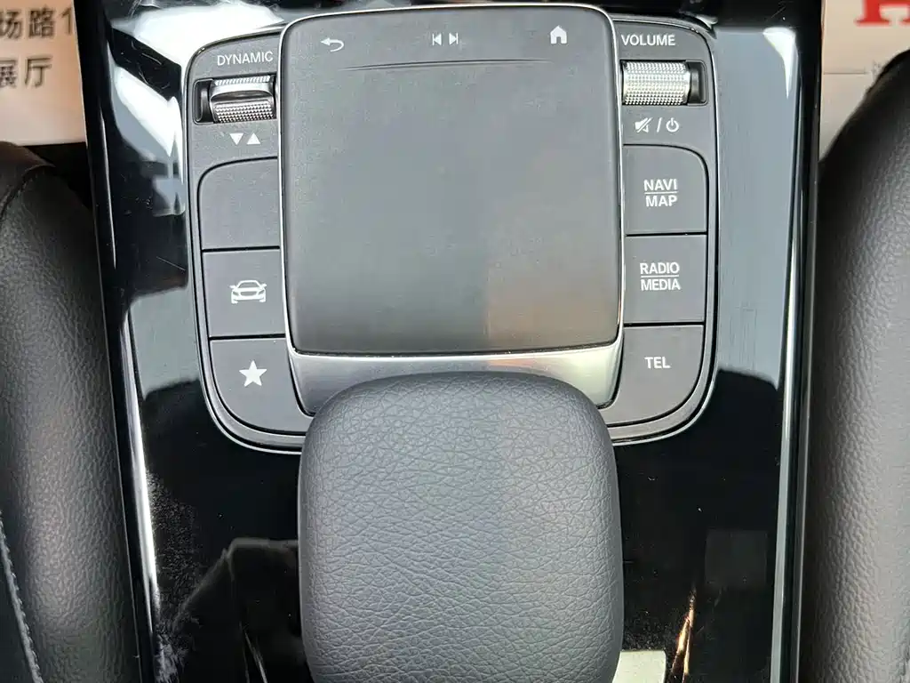 Mercedes-Benz A-Class Facelift A 180 L Sport Sedan, фото 15