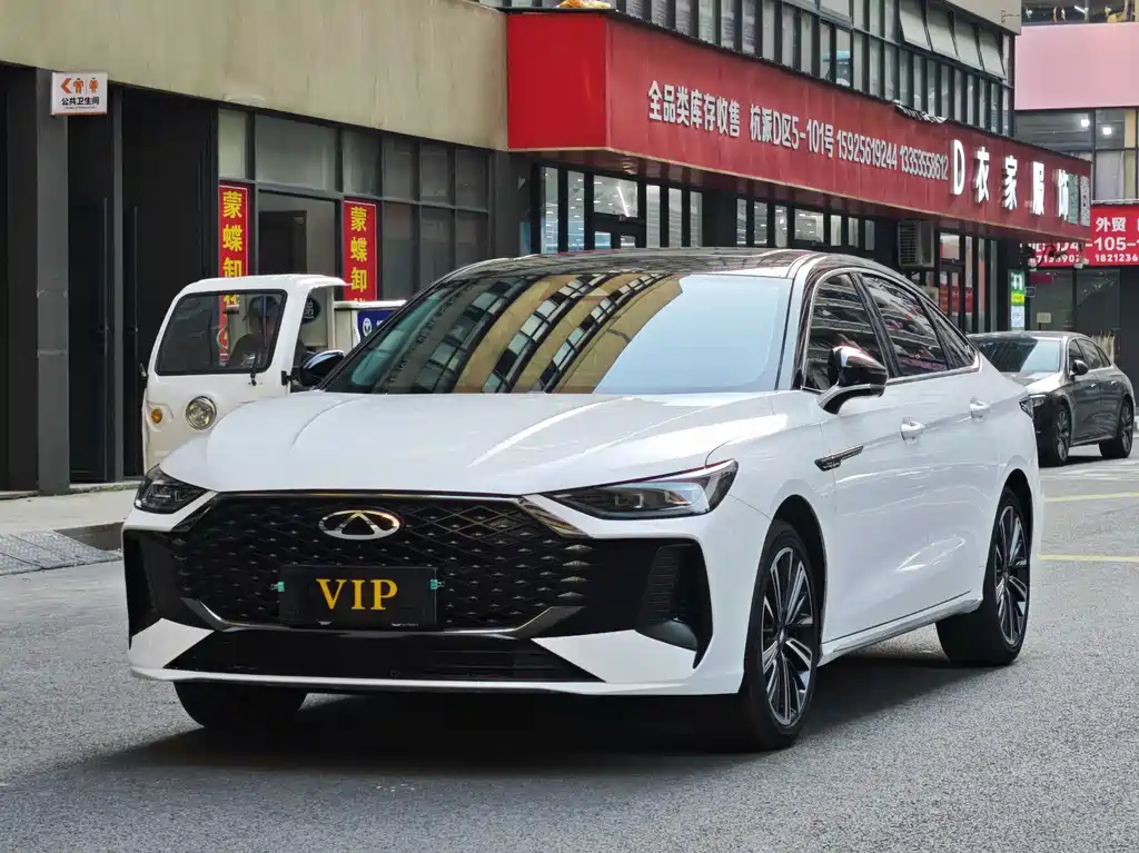 Chery Arrizo 8 2025