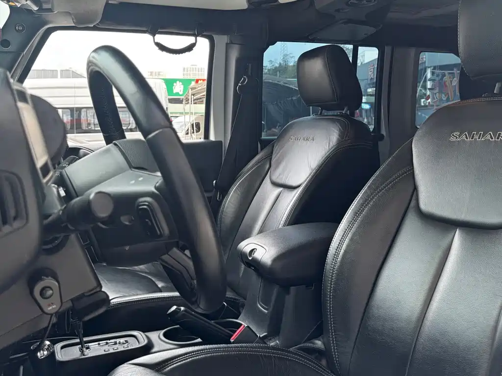 Jeep Wrangler — миниатюра 7
