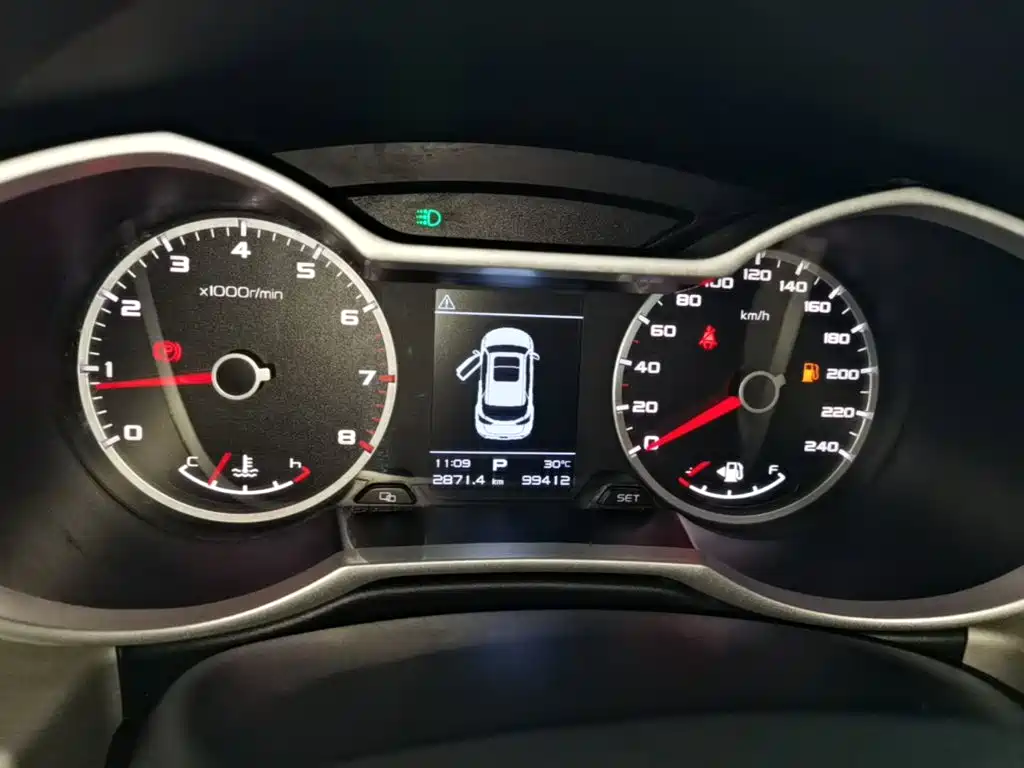 Geely Boyue — миниатюра 12