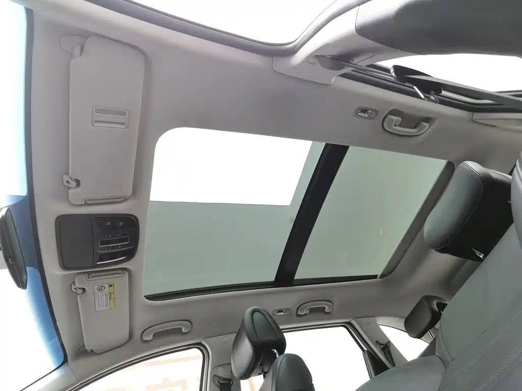 Kia Sorento — миниатюра 14