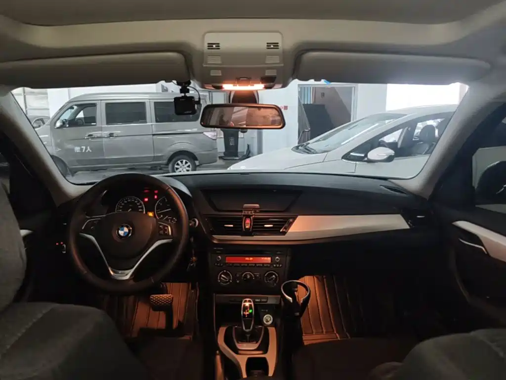 BMW X1 — миниатюра 18