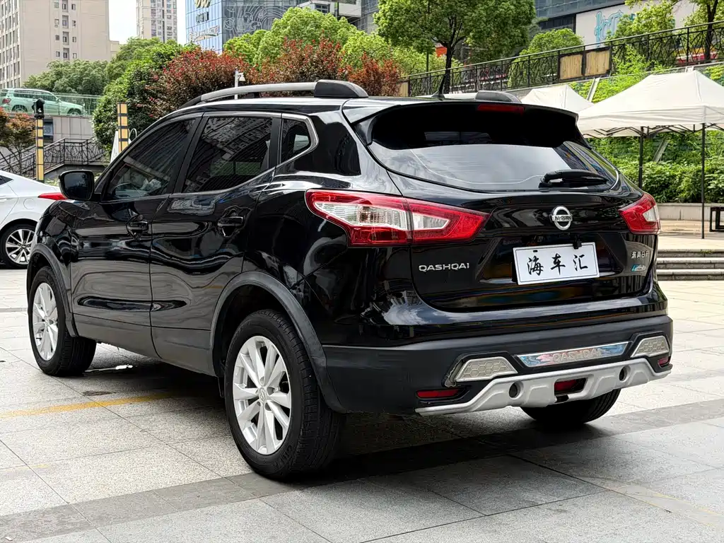 Nissan Qashqai — миниатюра 6