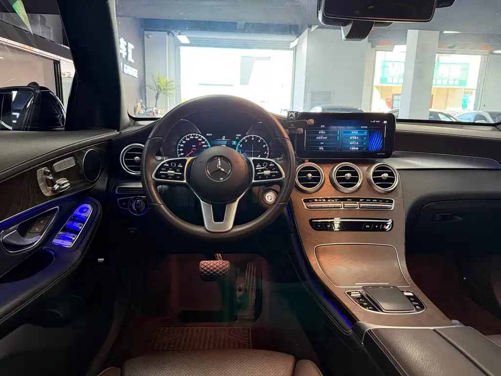 Mercedes-Benz GLC — миниатюра 7