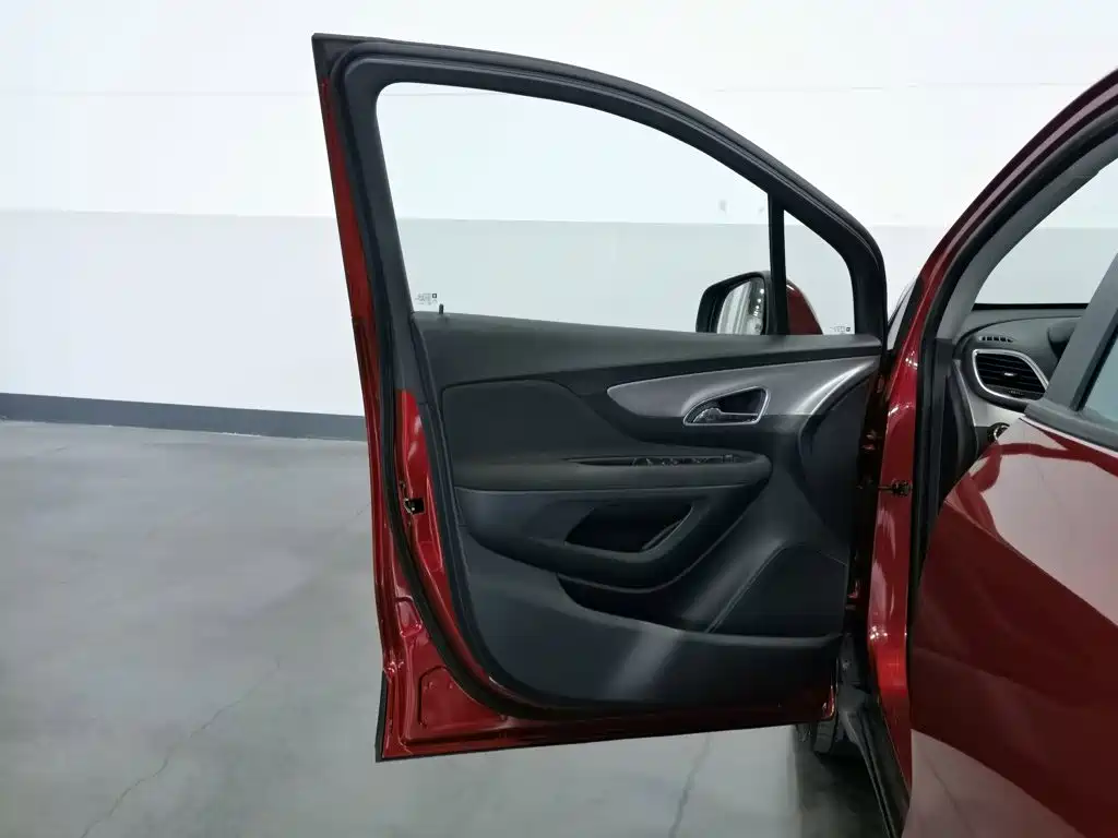 Buick Encore — миниатюра 8