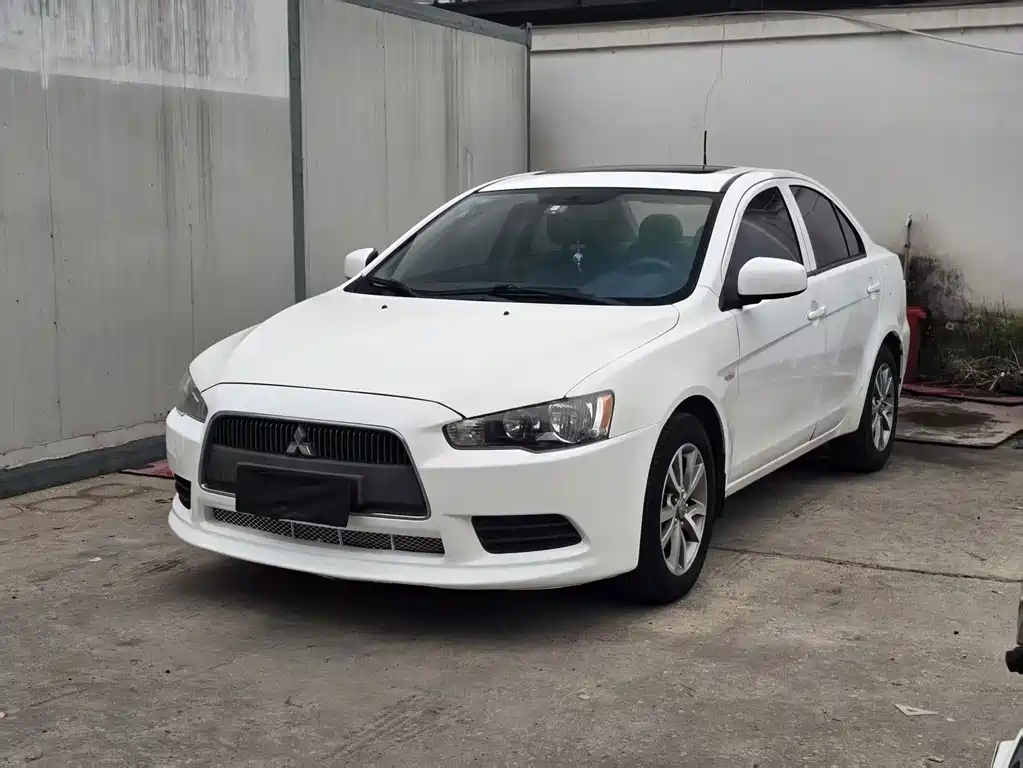 Купить Mitsubishi Lancer EX
