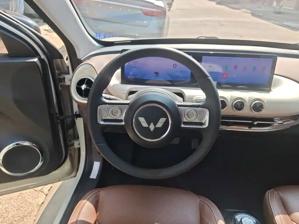 Wuling Binguo 2023 333km +