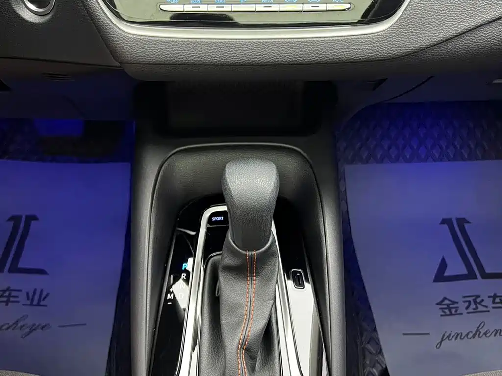 Toyota Corolla — миниатюра 12