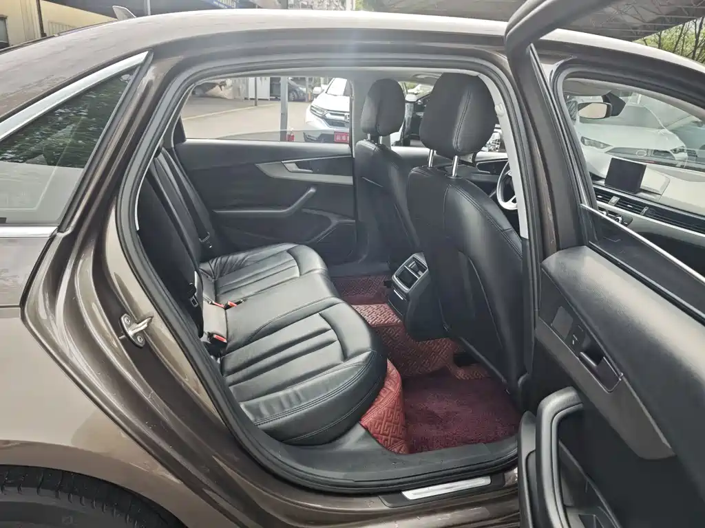 Audi A4L — миниатюра 15