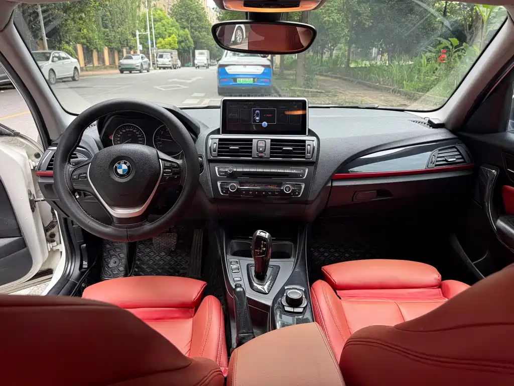 BMW 1 Series 1 2012 118i Sport