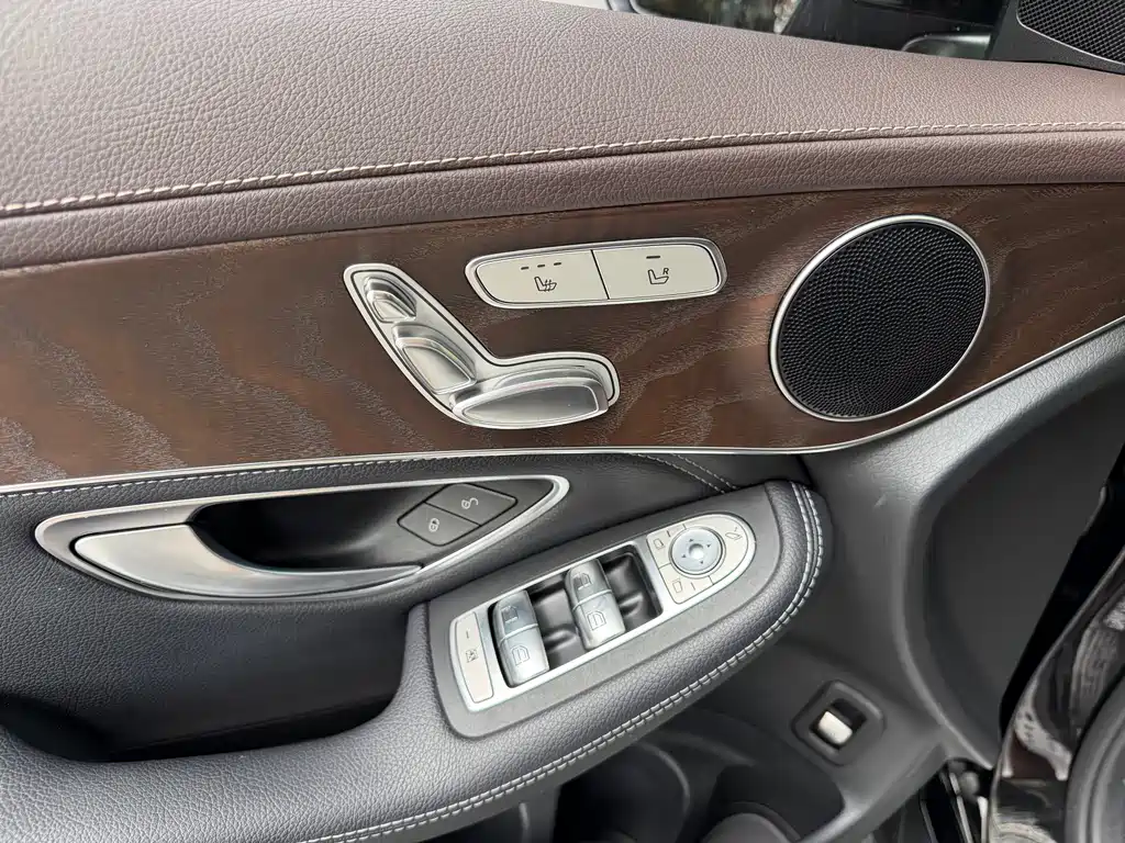 Mercedes-Benz GLC 2020 GLC 260 L 4MATIC Luxury