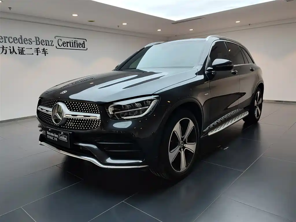 Купить Mercedes-Benz GLC
