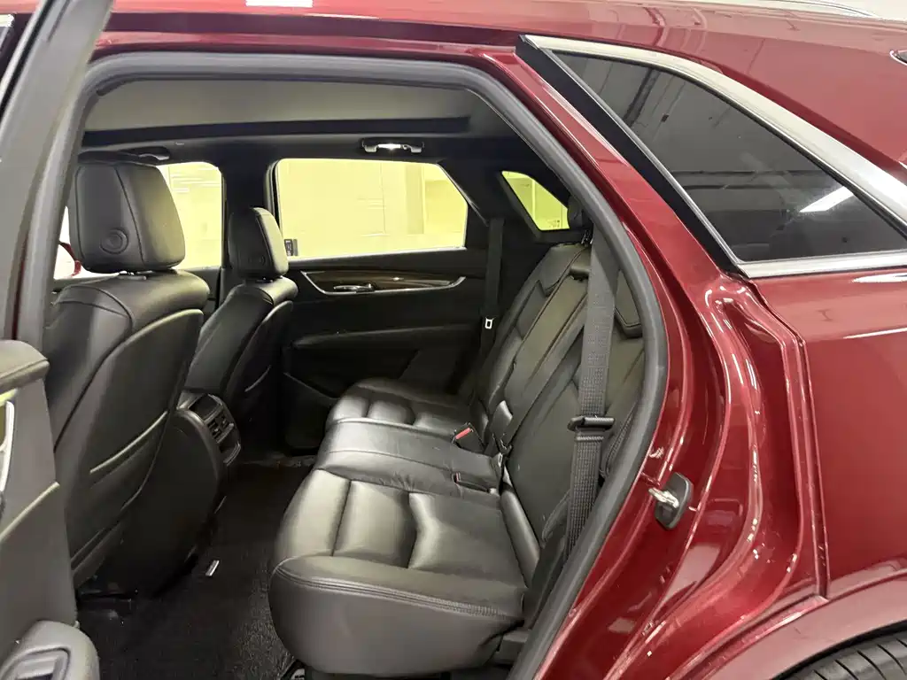Cadillac XT5 — миниатюра 15