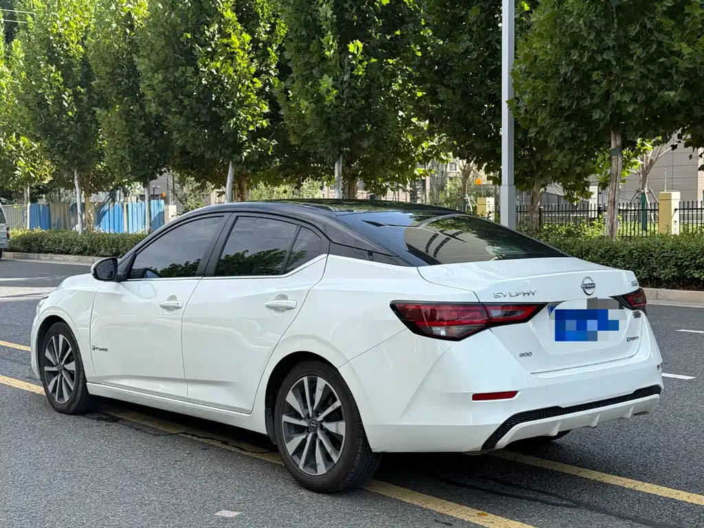 Nissan Sylphy — миниатюра 7