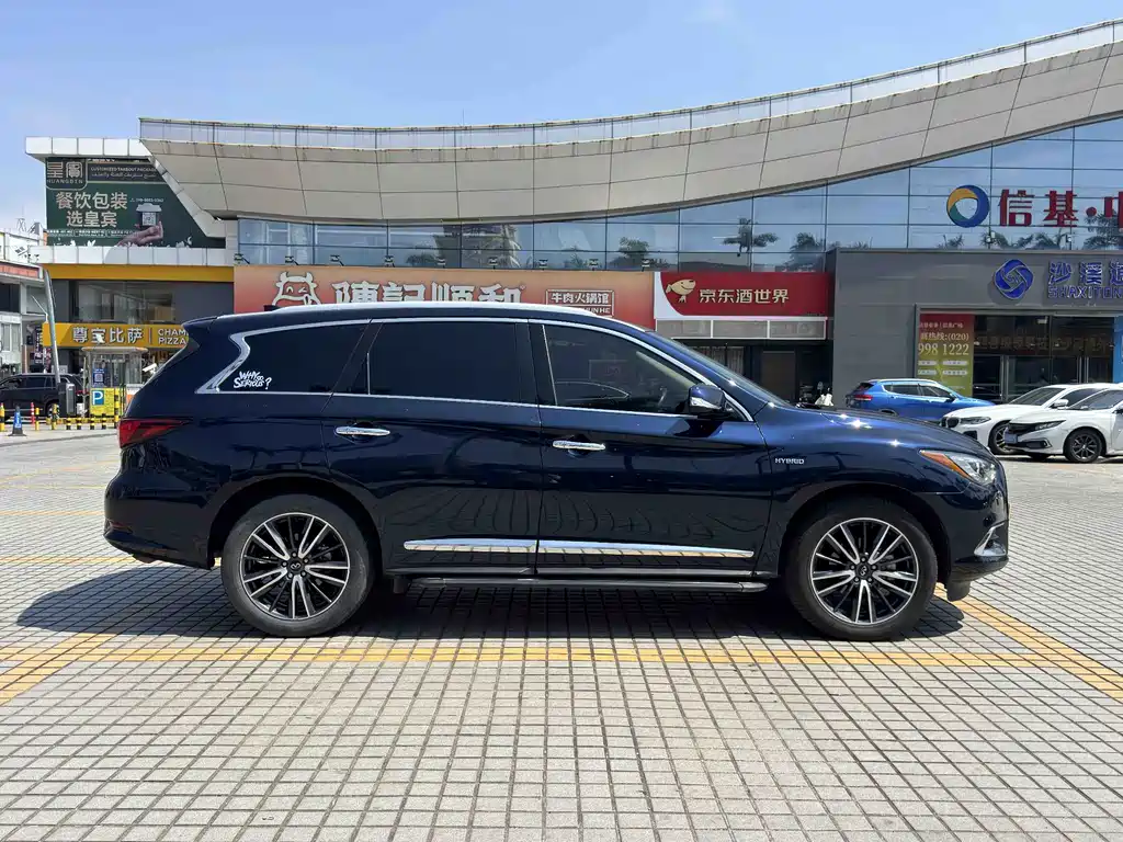 Infiniti QX60 (Import) — миниатюра 4