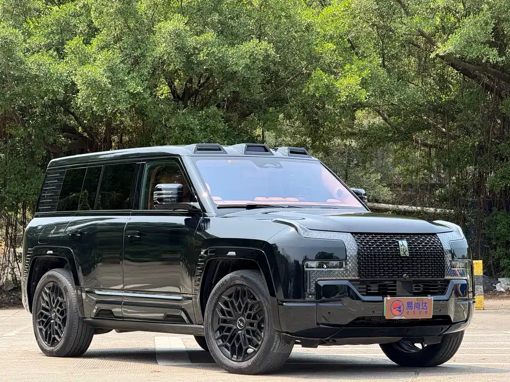 Yangwang U8 2023 Luxury