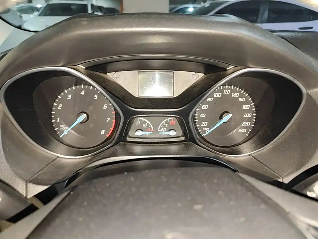 Ford Focus — миниатюра 14