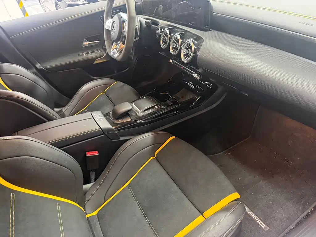 Mercedes-Benz CLA AMG — миниатюра 15
