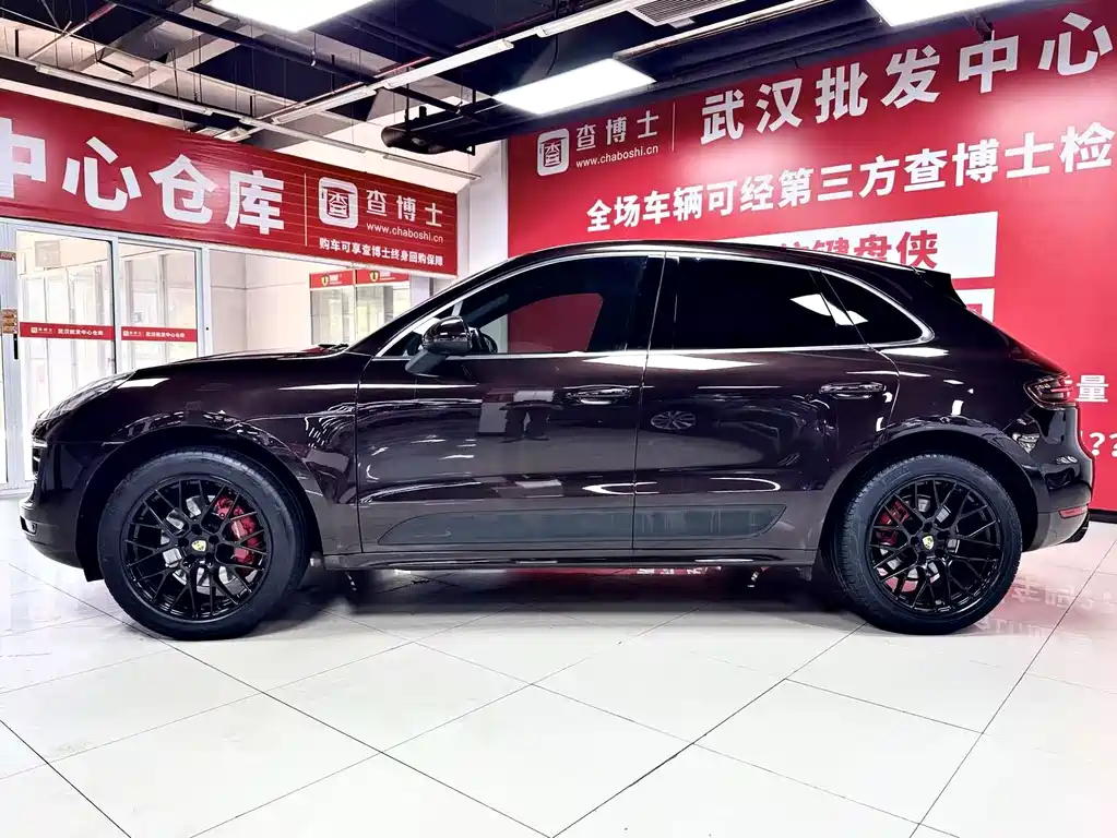 Porsche Macan — миниатюра 4