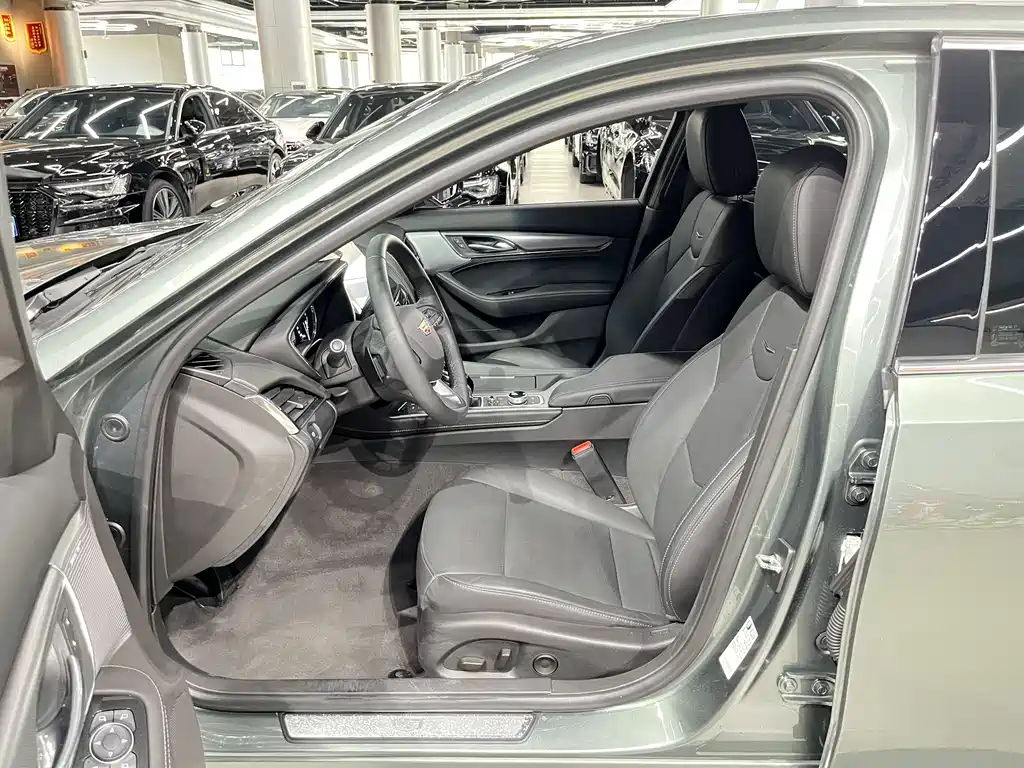 Cadillac CT5 2022 28T Luxury