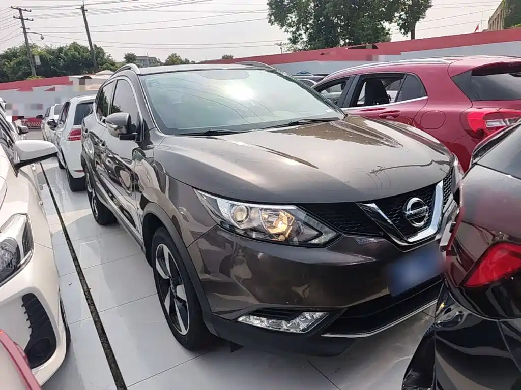 Nissan Qashqai 2017 2.0L CVT Smart V