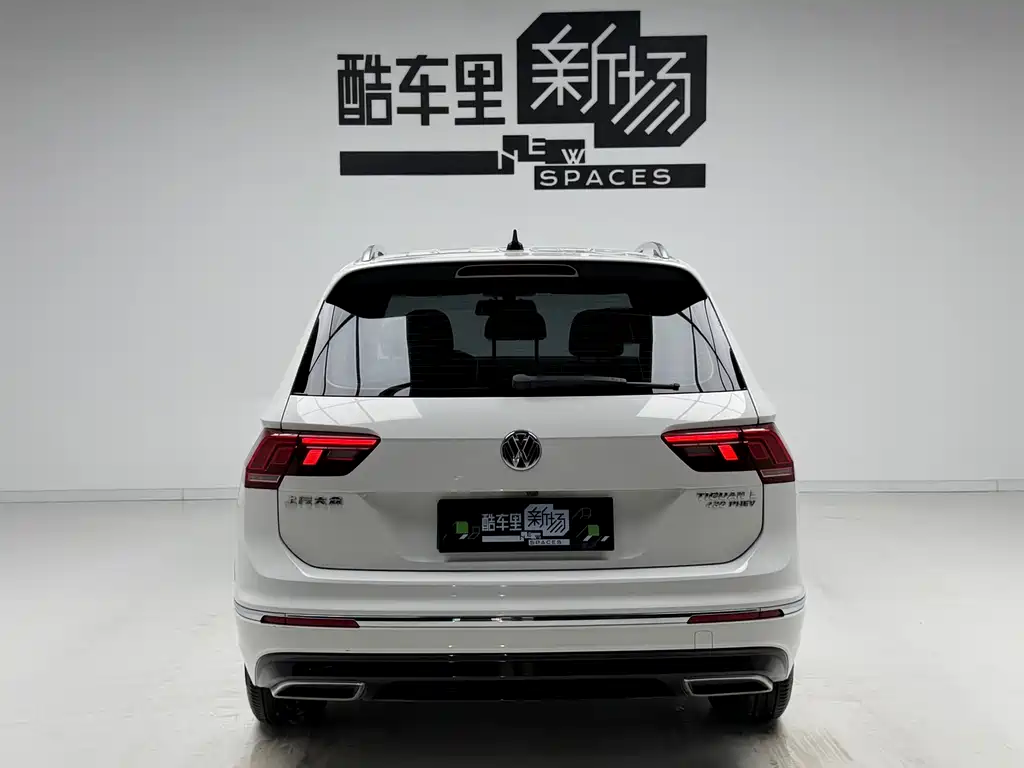 Volkswagen Tiguan L PHEV 430PHEV Plug-in Hybrid Premium Edition, фото 5