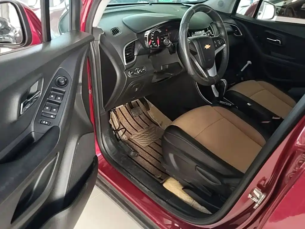 Chevrolet Trax — миниатюра 16