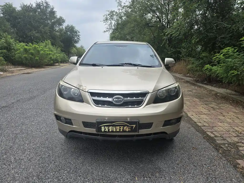 BYD S6 — миниатюра 2