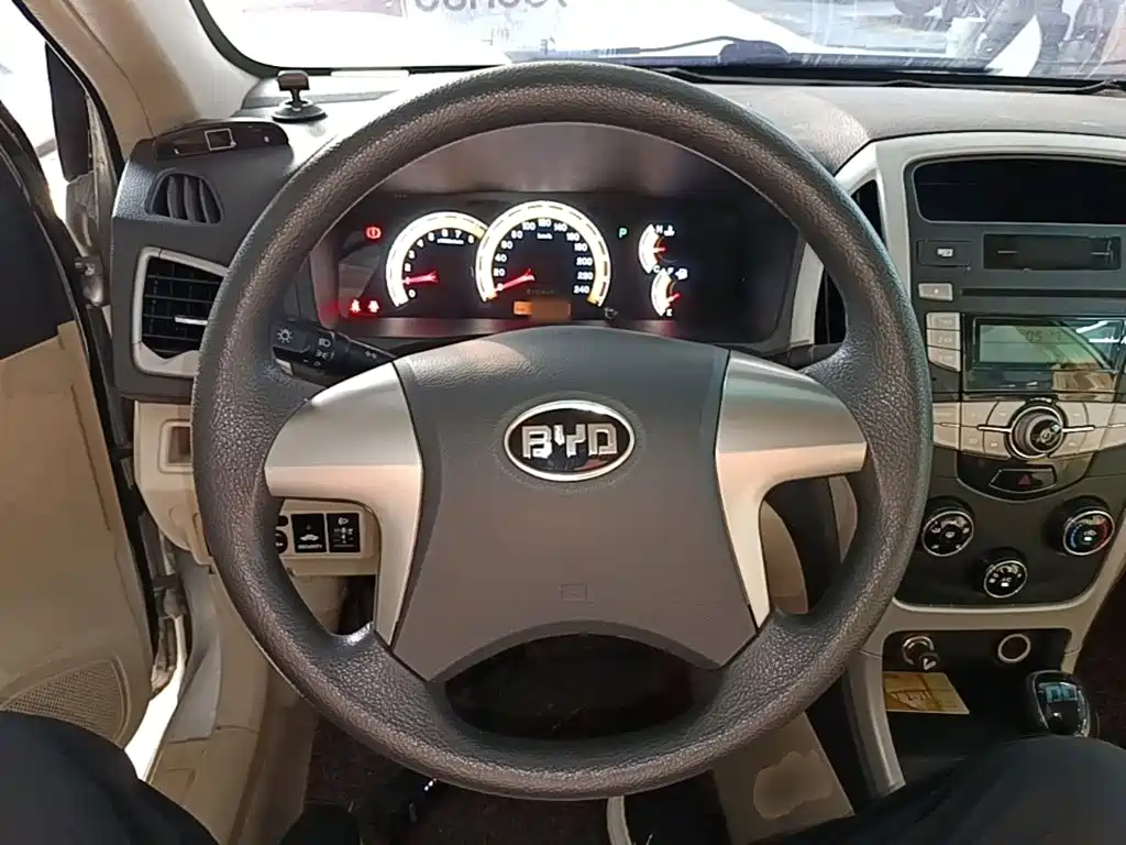 BYD F3 — миниатюра 11