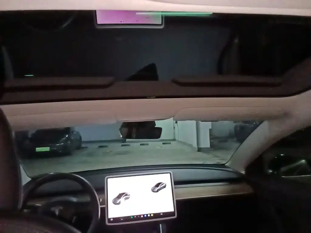 Tesla Model 3 — миниатюра 14