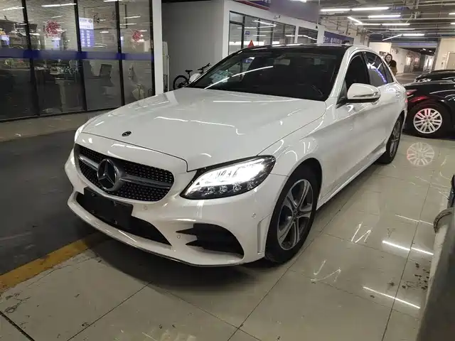 MERCEDES BENZ C CLASS