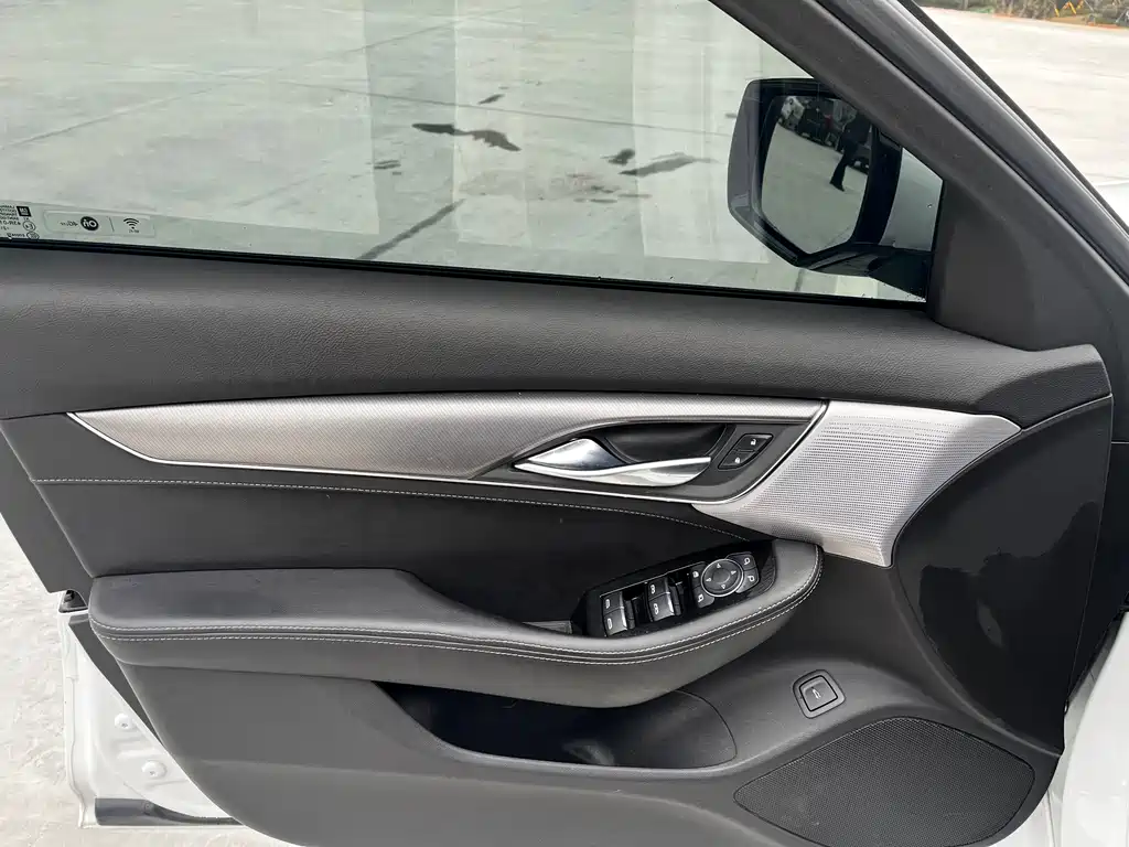 Cadillac CT5 — миниатюра 9