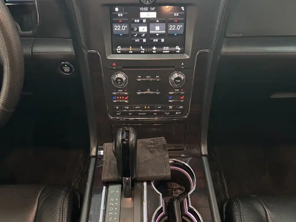 Lincoln Navigator — миниатюра 6