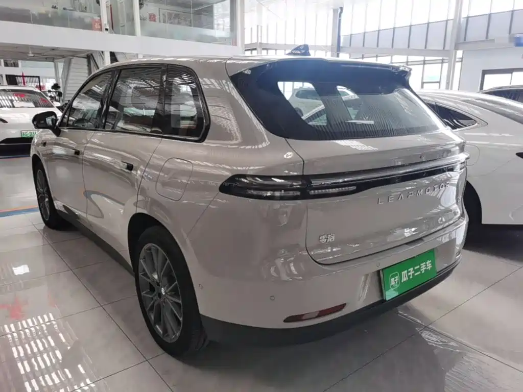 Leapmotor Leapmotor C10 — миниатюра 5