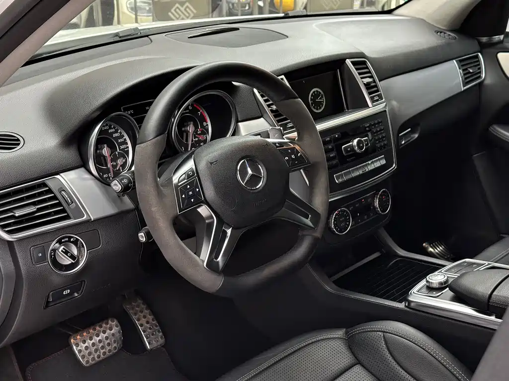 Mercedes-Benz M A MG M AMG 2015 AMG ML 63
