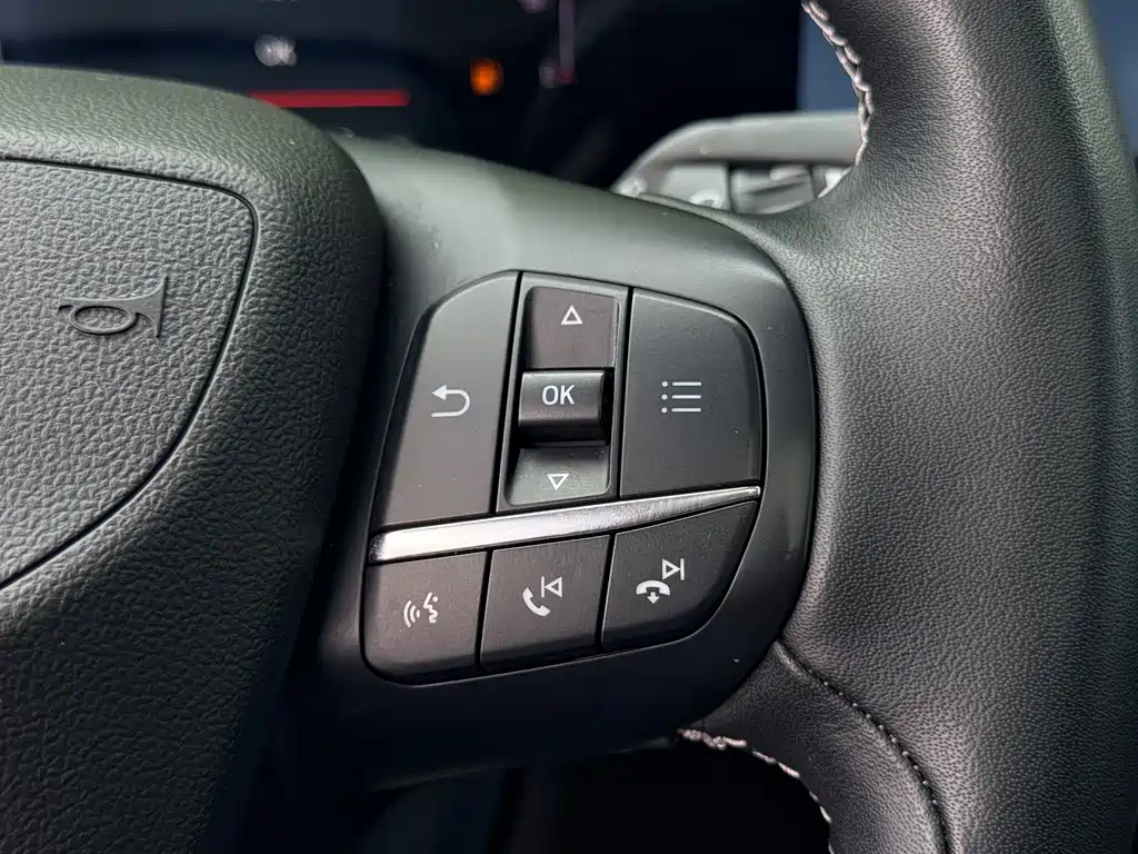 Ford Edge — миниатюра 20