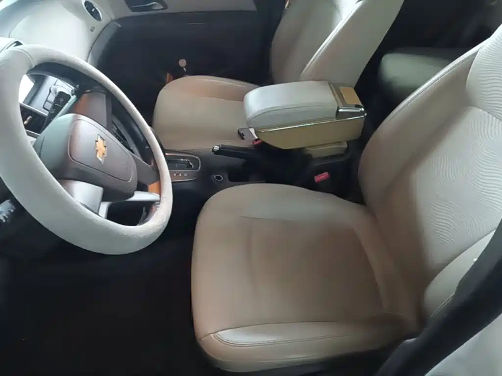 Chevrolet Cruze — миниатюра 15