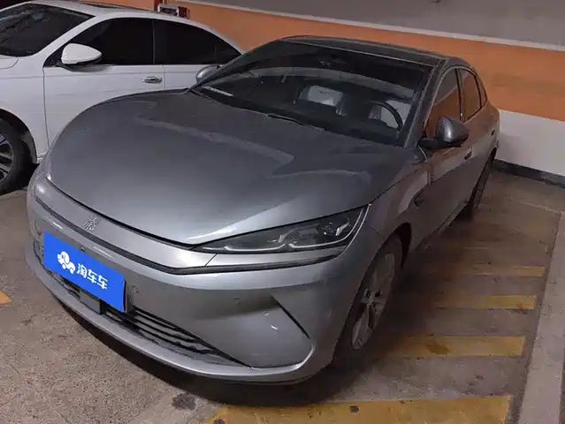 BYD QIN L 2025