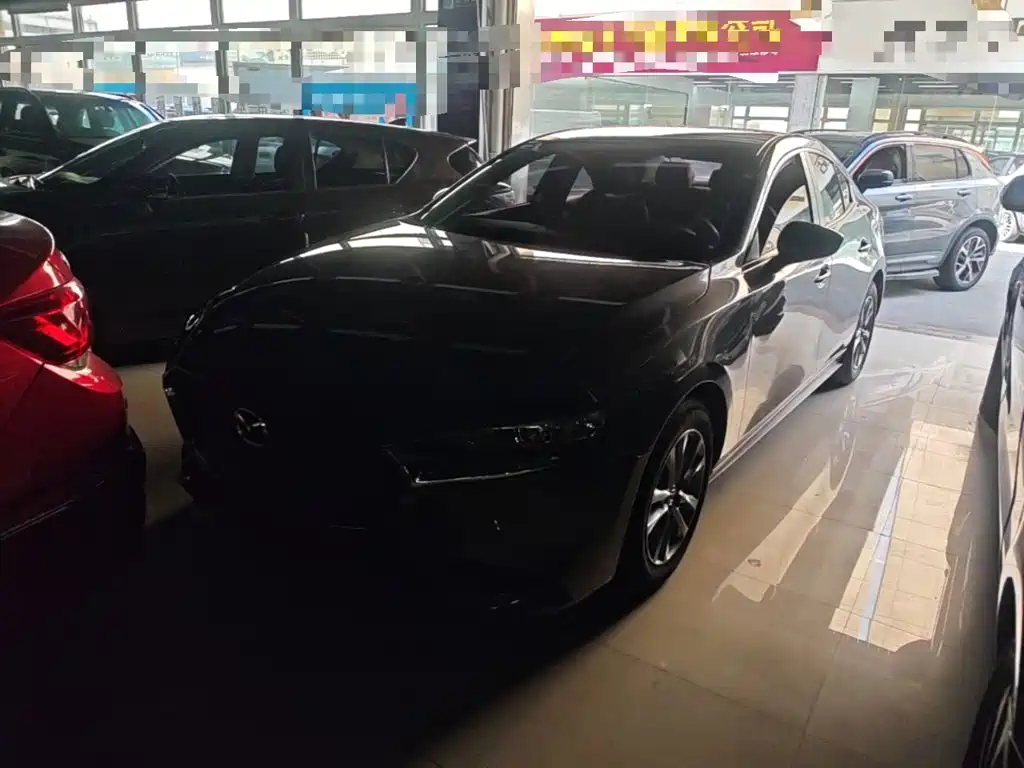 Mazda 3 Axela — миниатюра 2