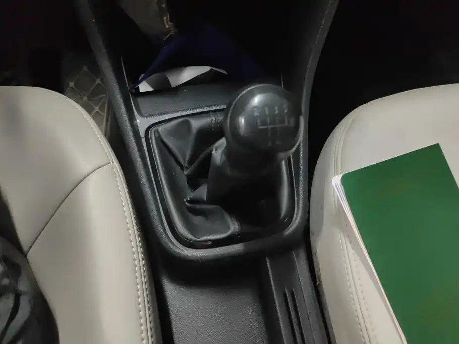 Volkswagen Santana — миниатюра 16