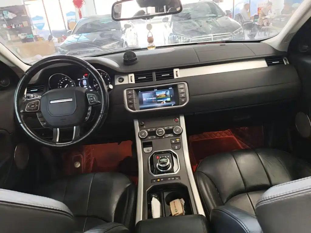 Land Rover Evoque — миниатюра 10