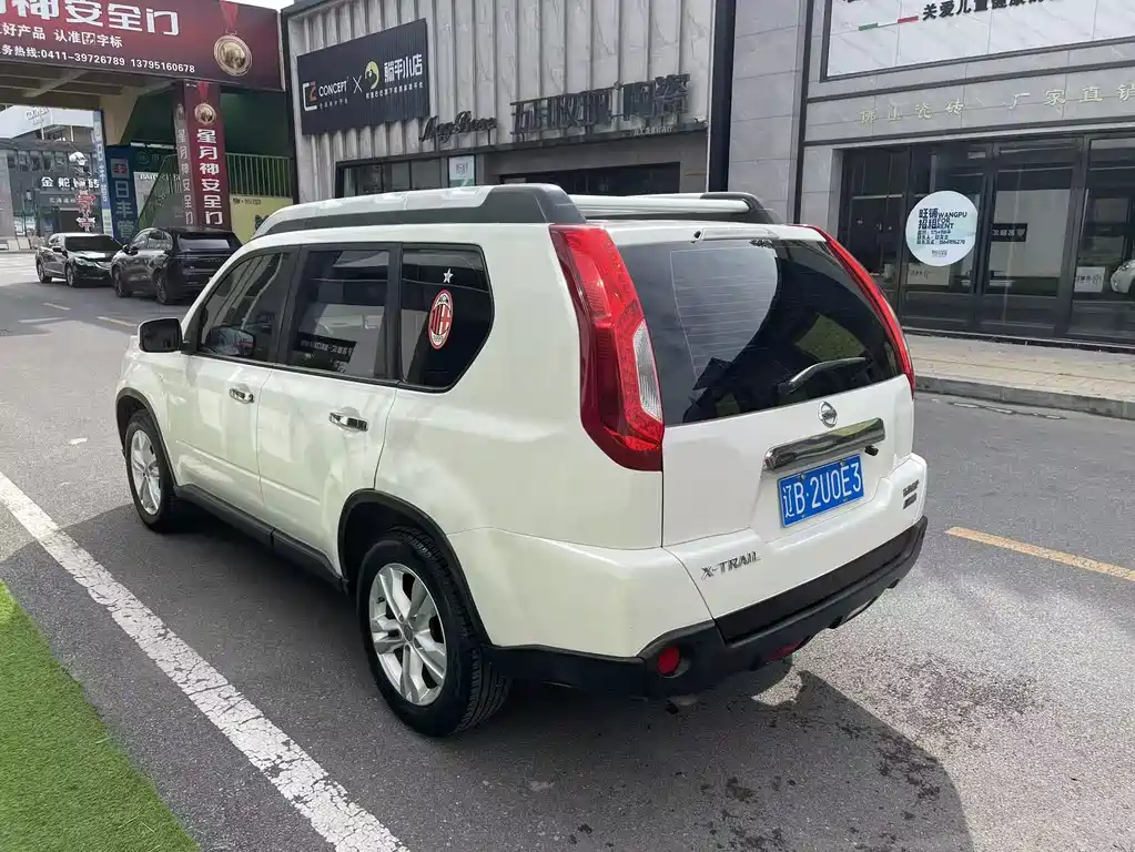 Nissan X-Trail — миниатюра 7