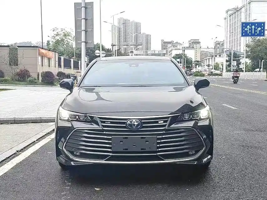 Toyota Avalon — миниатюра 2