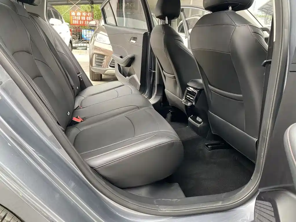 Roewe i5 — миниатюра 12