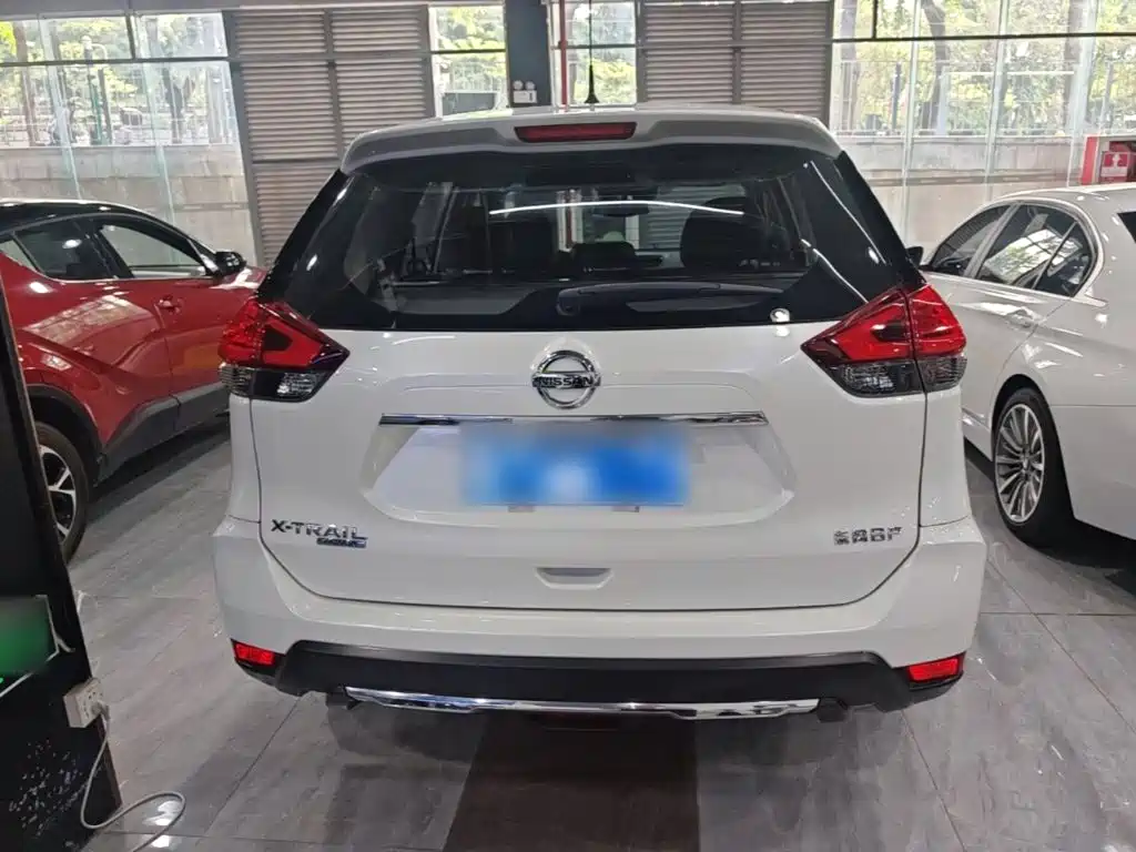 Nissan X-Trail — миниатюра 6