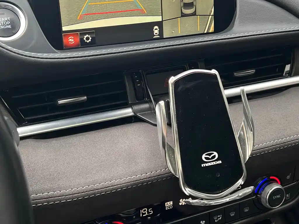 Mazda Atenza — миниатюра 9