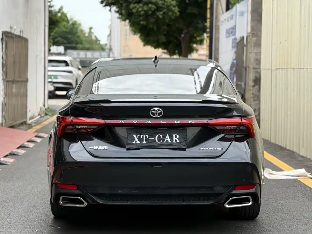 Toyota Avalon — миниатюра 18