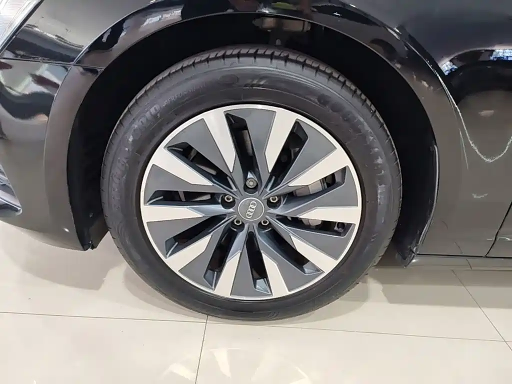 Audi A6L — миниатюра 23